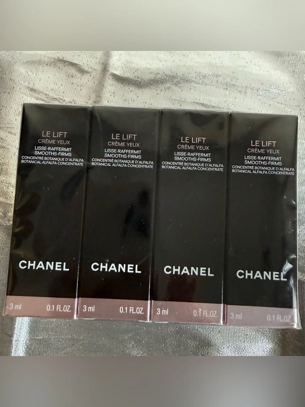 12 Of CHANEL Le Lift Crème Yeux Eye Botanical  Alfalfa Cream 1 oz 30 ml-